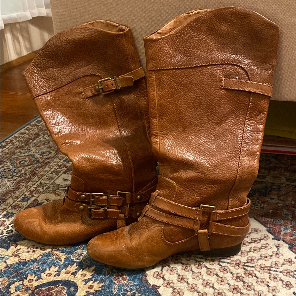 Previously Loved Gianni Bini Boots